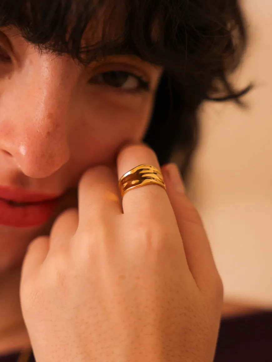 Shiny Aura Ring