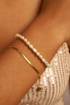 Sleek Armband