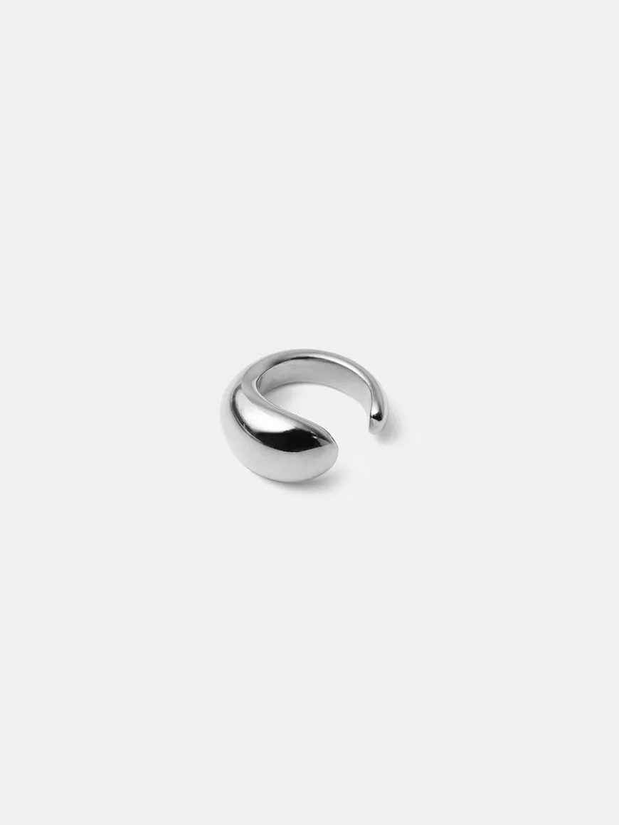 Sleek Curve Earcuff