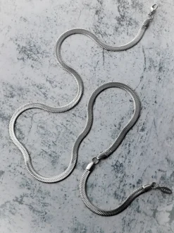 Sleek Reflection Kette