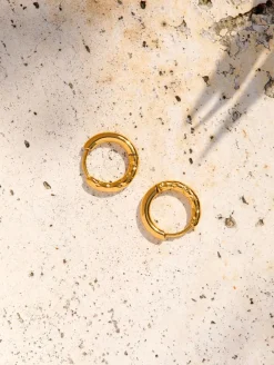 Small Half Texture Hoop Ohrringe