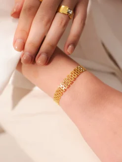 Square Flow Armcuff