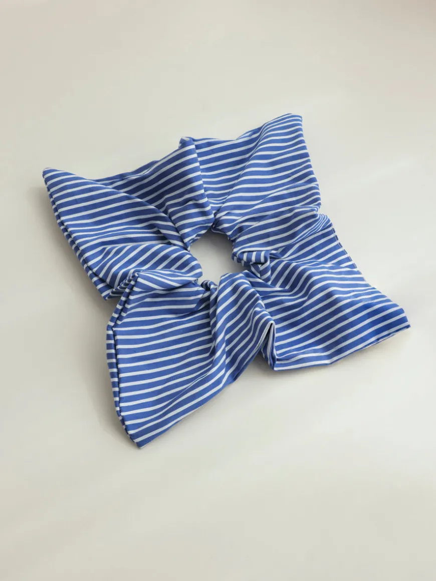 Striped Wave Navy-striped Scrunchie