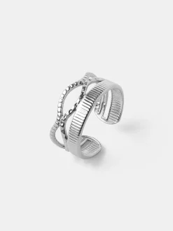 Subtle Beauty Ring