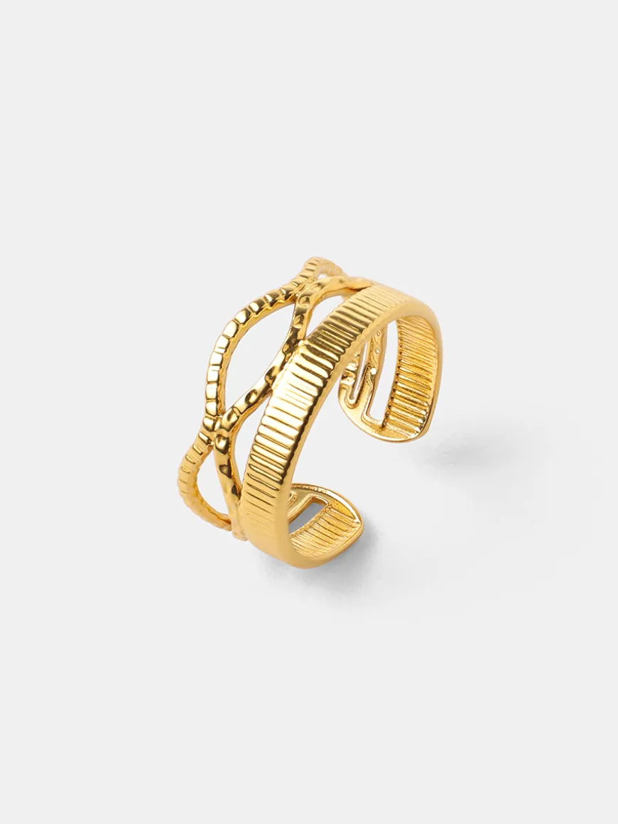 Subtle Beauty Ring