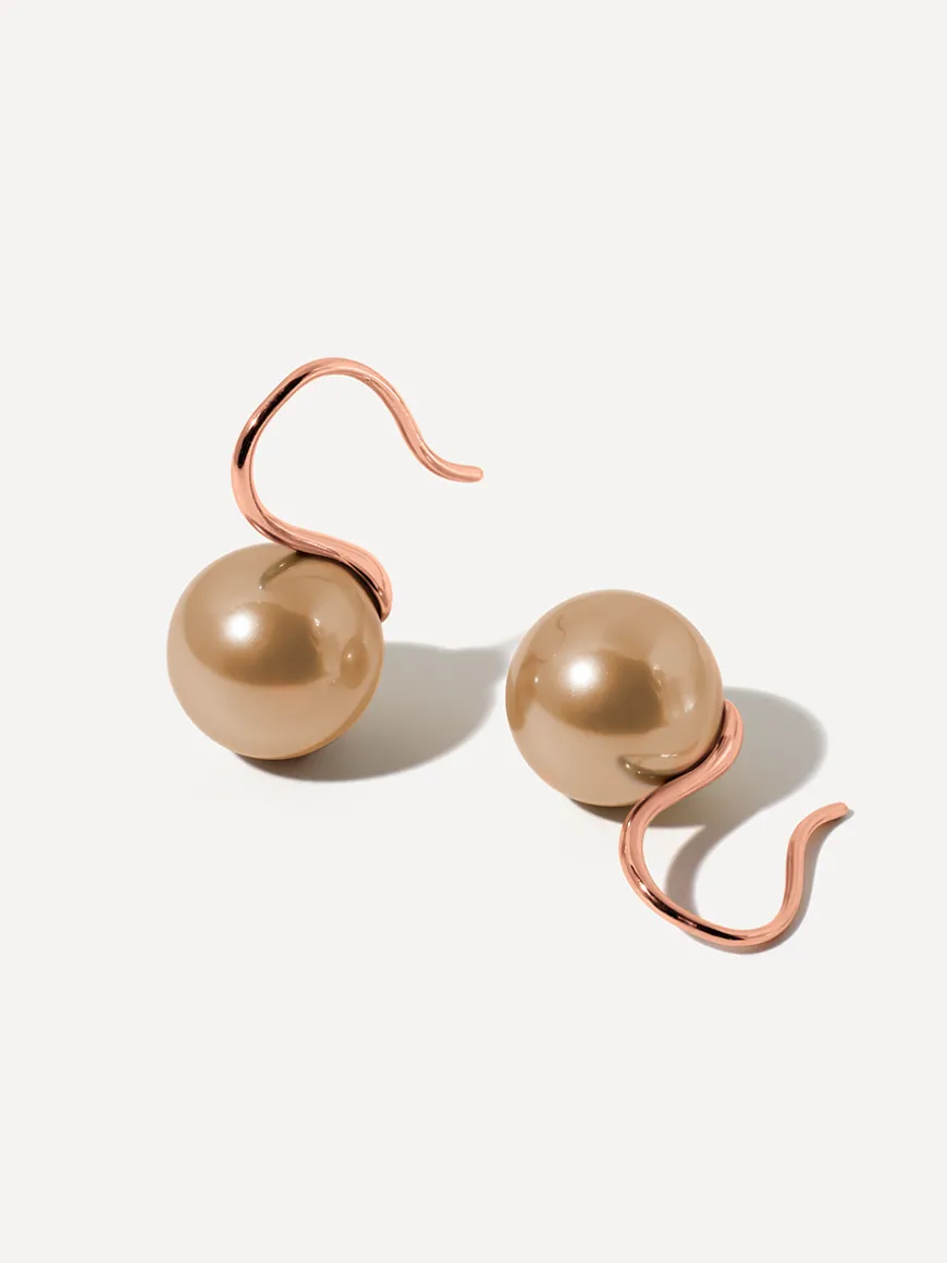 Sway Pearl Coffee Ohrringe