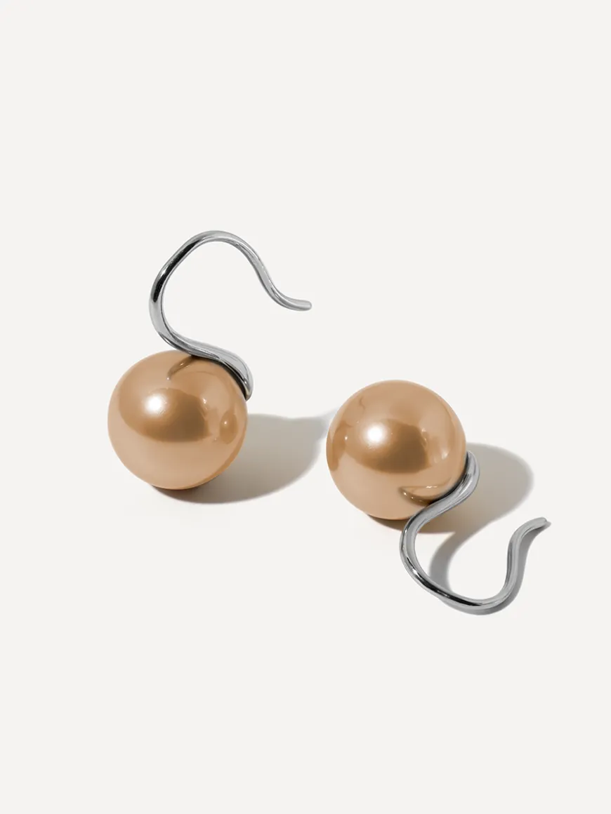 Sway Pearl Coffee Ohrringe