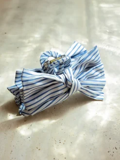 Sweet Bow Navy-striped Haarklammer
