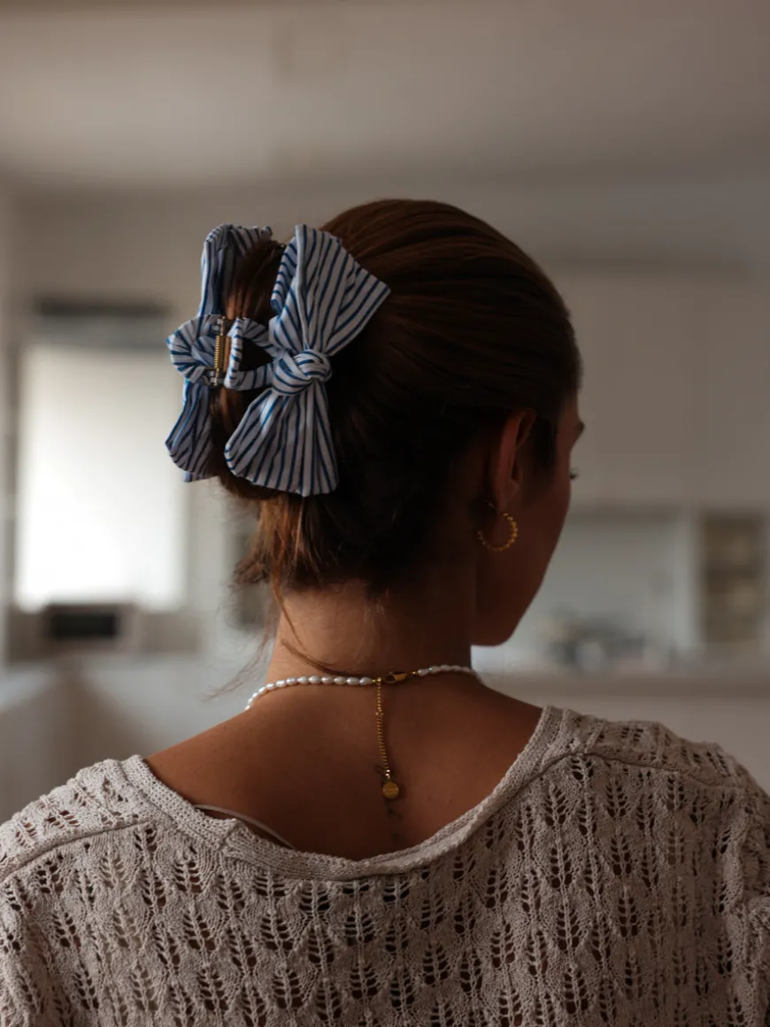 Sweet Bow Navy-striped Haarklammer