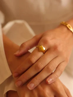 Sweet Glow Ring
