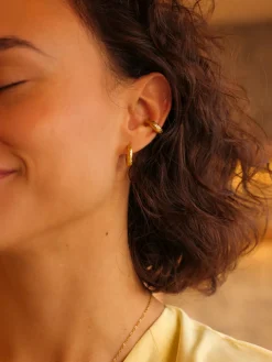 Textured Touch Earcuff