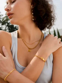 Timeless Elegance ARMBAND