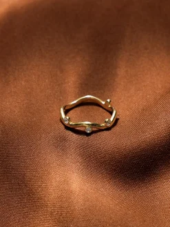 Twinkle Twist Ring