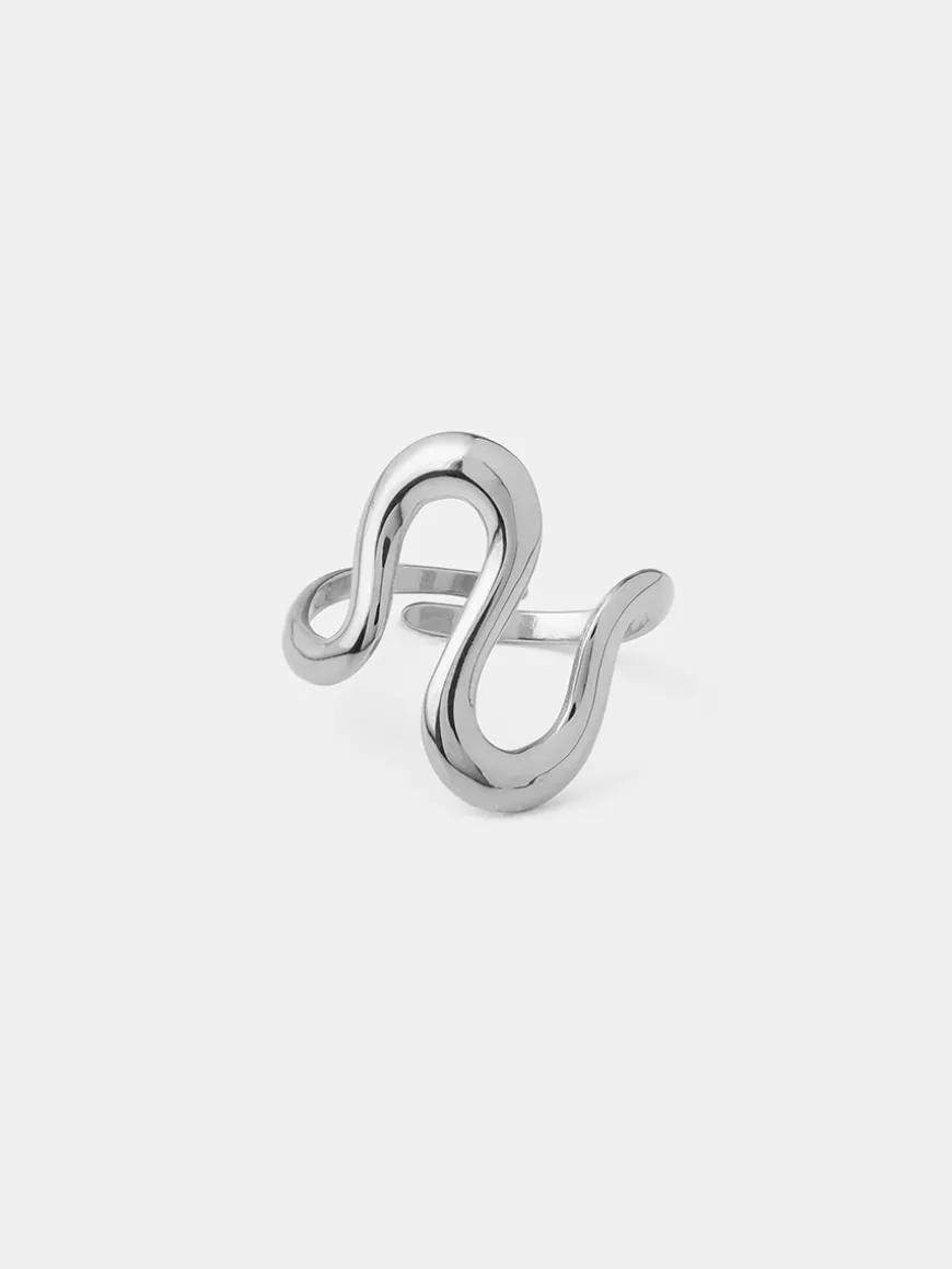 Twisted Elegance Ring