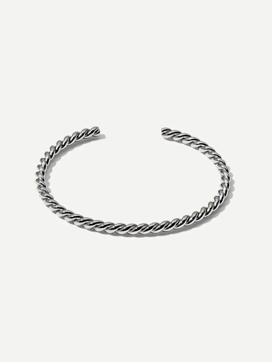 Twist Essence Armcuff