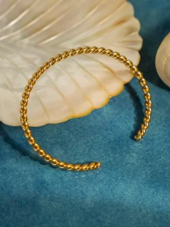 Twist Essence Armcuff
