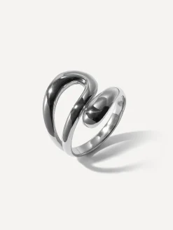 Waltz Circle Ring