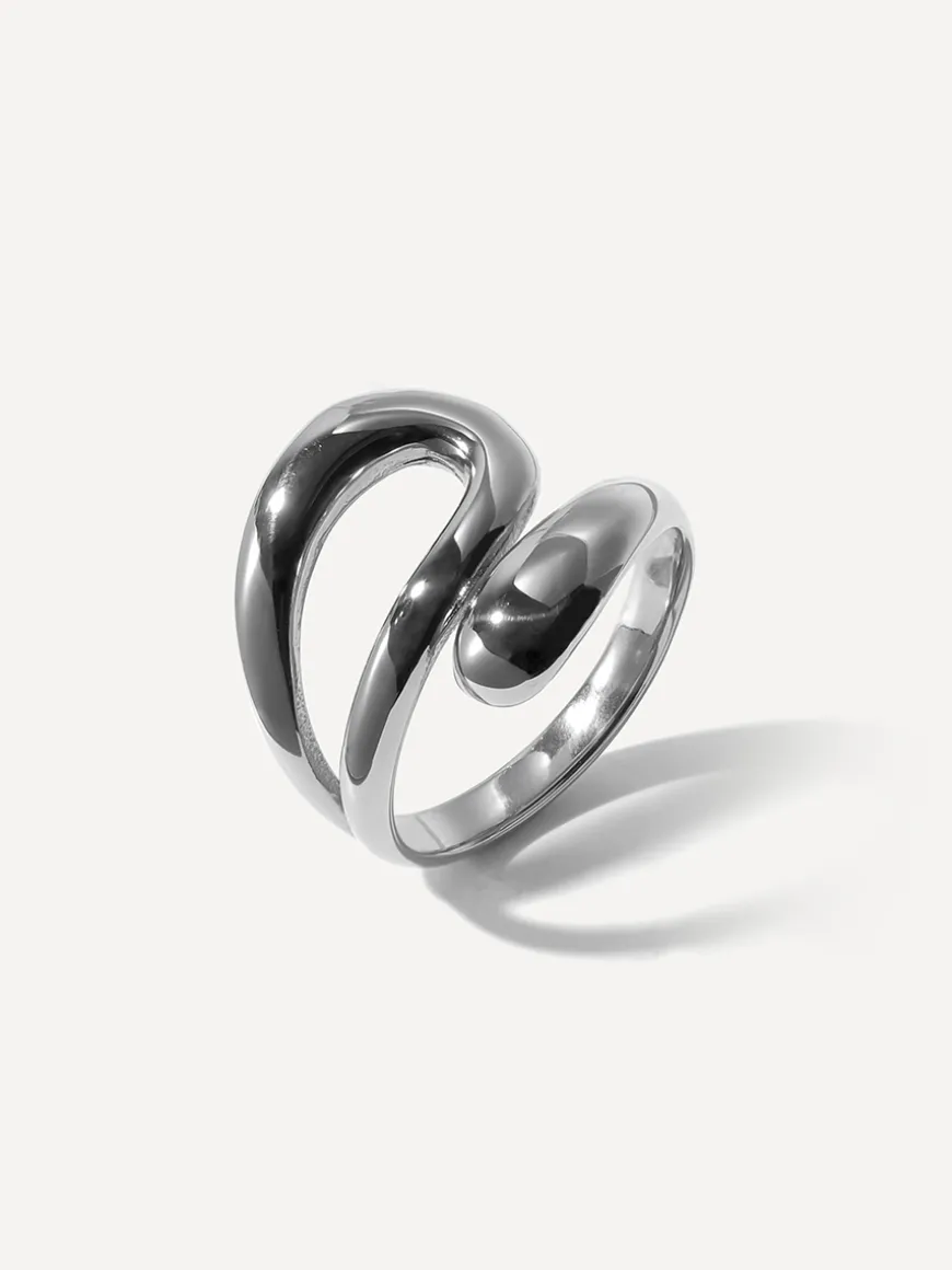 Waltz Circle Ring