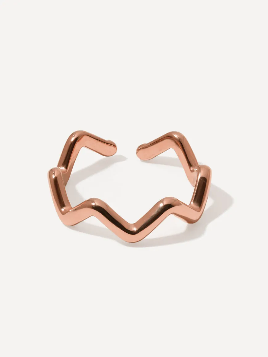 Wave Shaped Ring