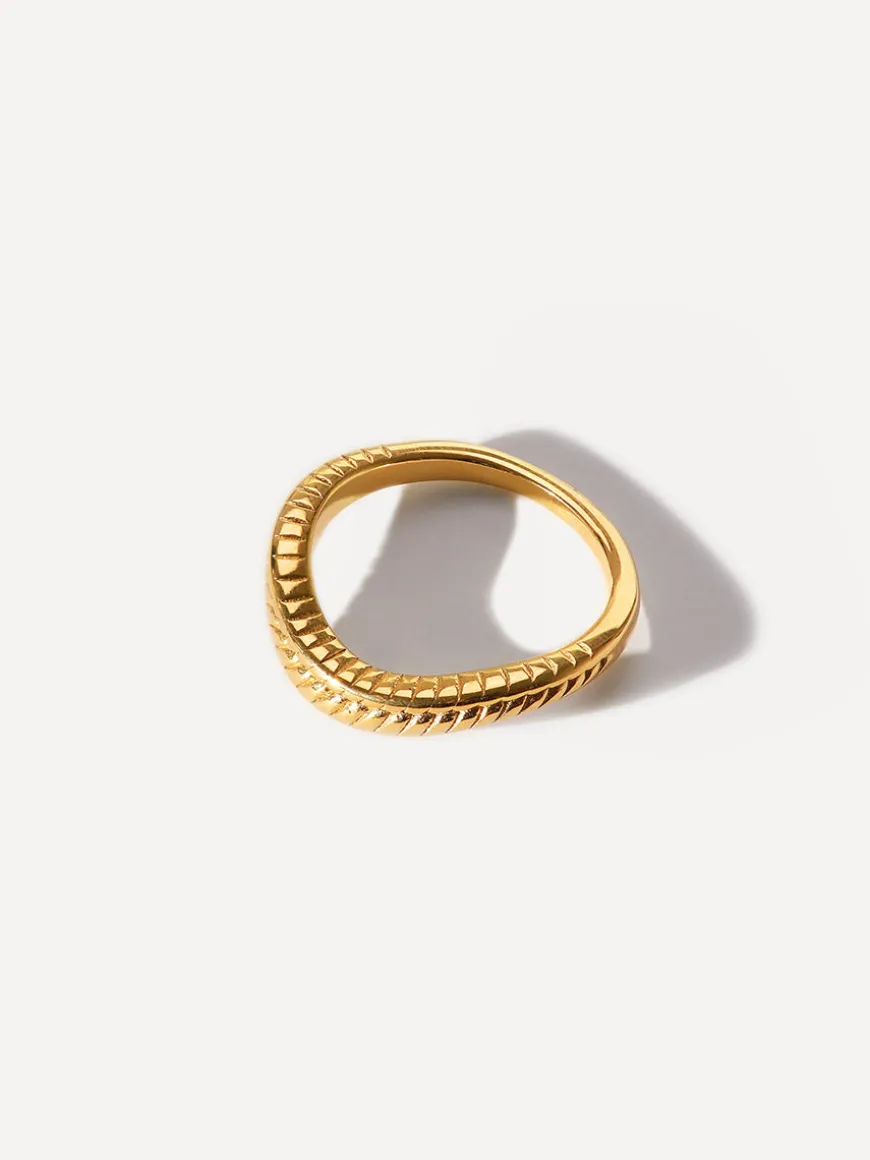 Wavy Scales Ring