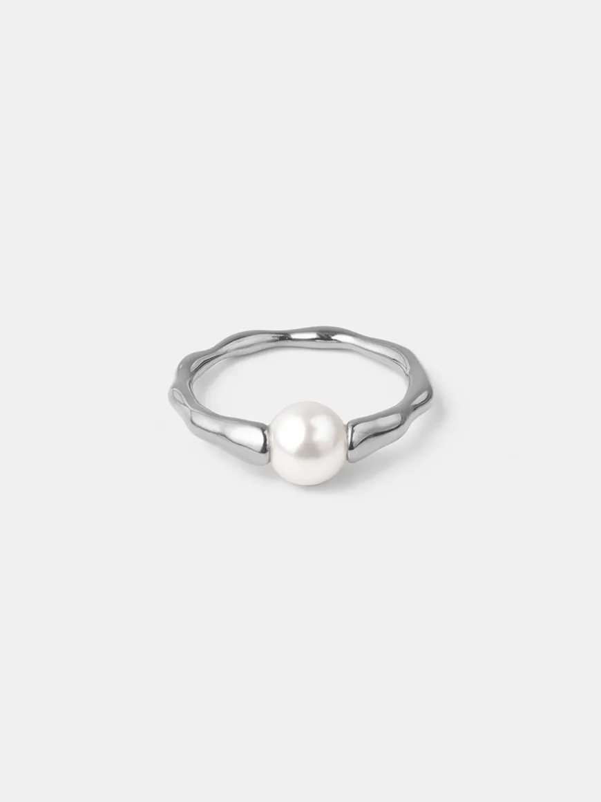 Whispering Pearl Ring