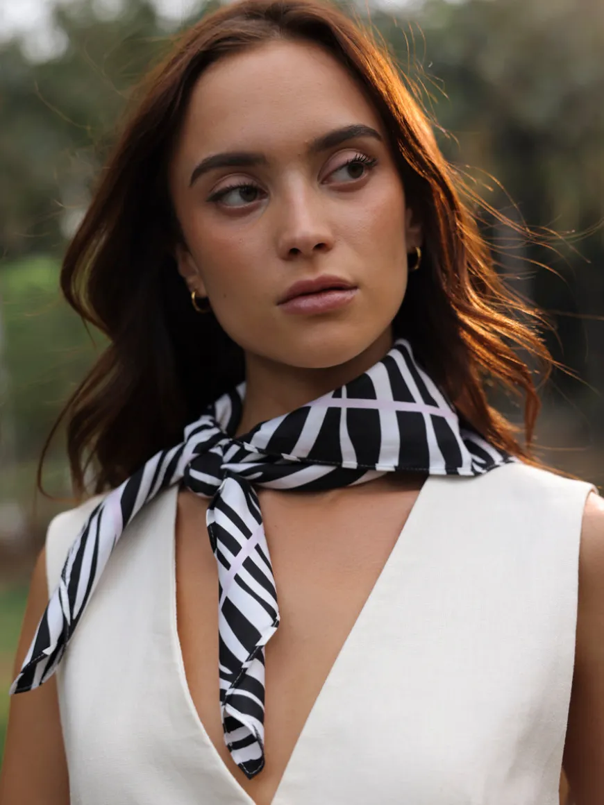 Wild Stripes Zebra-print Tuch