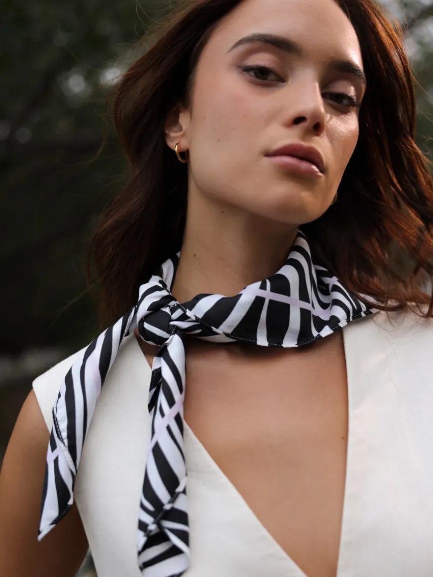 Wild Stripes Zebra-print Tuch
