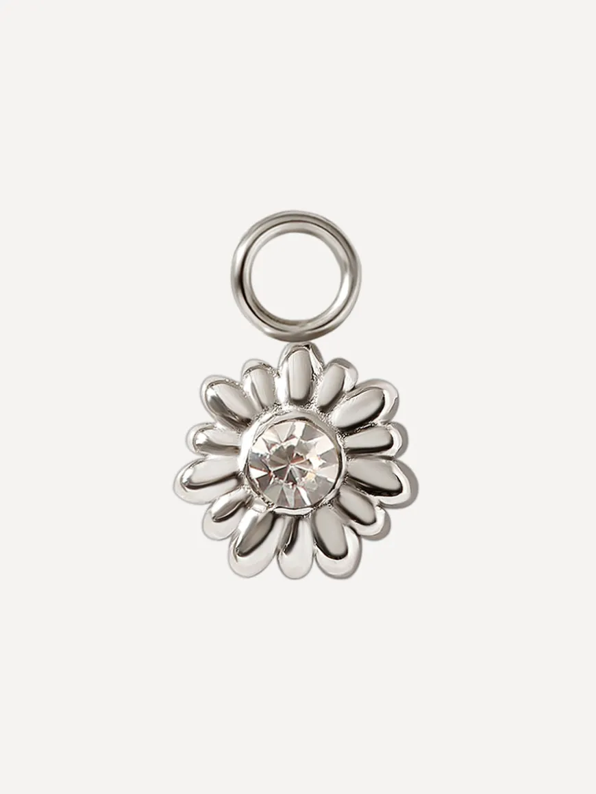 8x8mm Proud Daisy Ohrring-Charm